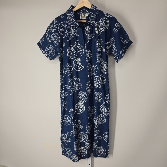 Dresses & Skirts - Vintage Handprinted Veggie Dye Indigo Cotton Midi‎ Dress Blue White Butterfly M